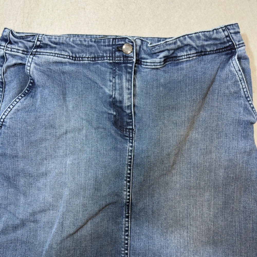 Talbots Denim Skirt Womensā 10 Blue Medium Wash Excellent Stretch Mini Skirt